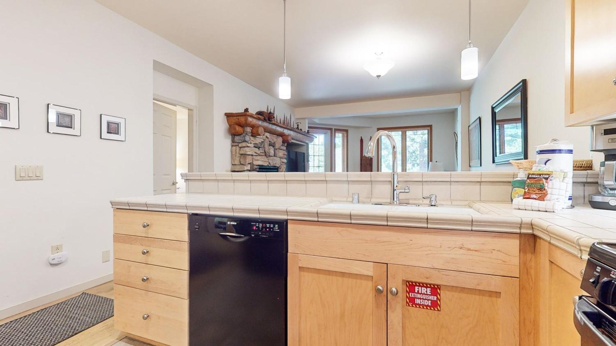 Mammoth Green 118 Located On Sierra Star Golf Course, Private Patio, Summer Pool Condo Mammoth Lakes Exterior foto